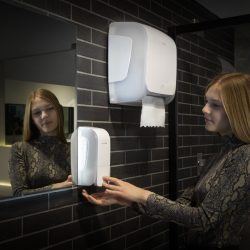 dispenser dispenser